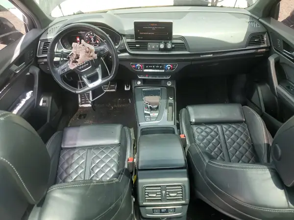 WA1C4AFY3J2211844 2018 AUDI SQ5 - Image 8