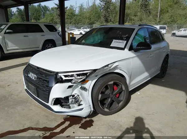 WA1C4AFY3K2078200 2019 AUDI SQ5 - Image 2