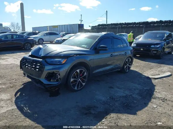 WA1C4AFY3N2033696 2022 AUDI SQ5 - Image 2