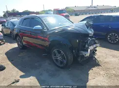 WA1C4AFY4J2037380 2018 AUDI SQ5