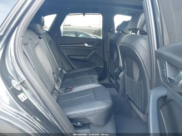 WA1C4AFY4J2046838 2018 AUDI SQ5 - Image 8