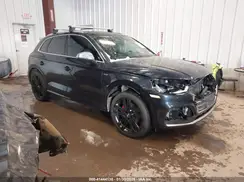 WA1C4AFY4J2103328 2018 AUDI SQ5