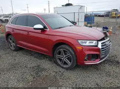 WA1C4AFY4J2103748 2018 AUDI SQ5