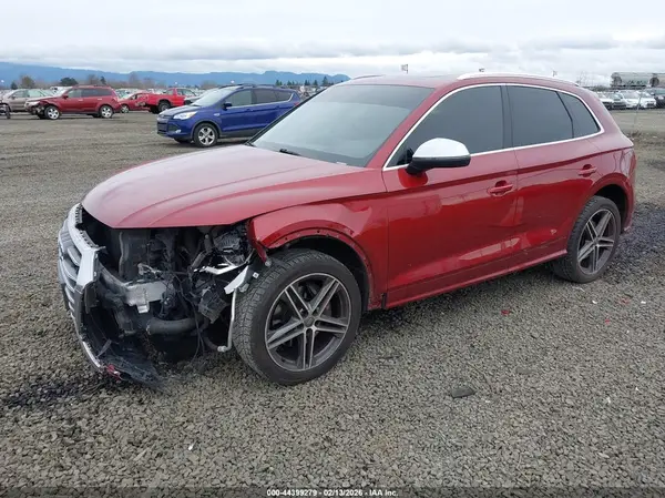 WA1C4AFY4J2103748 2018 AUDI SQ5 - Image 2
