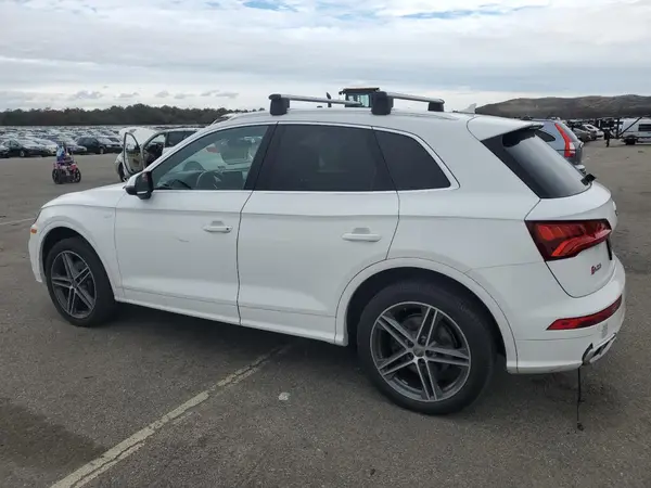 WA1C4AFY4J2120162 2018 AUDI SQ5 - Image 2