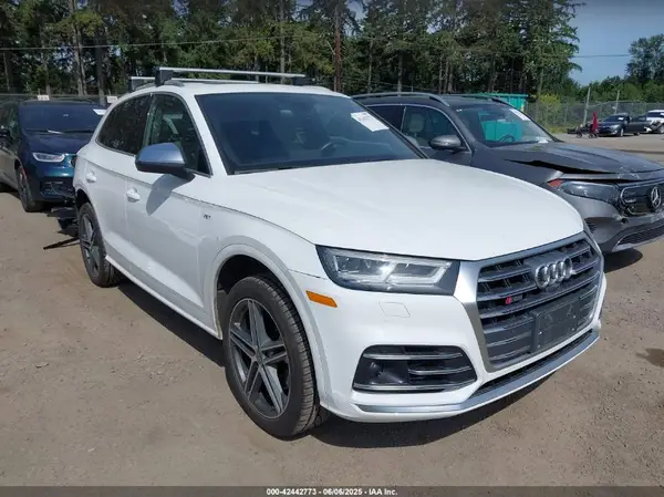 WA1C4AFY4J2124874 2018 AUDI SQ5 - Image 1