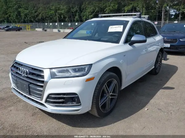 WA1C4AFY4J2124874 2018 AUDI SQ5 - Image 2