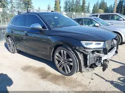 WA1C4AFY4J2128827 2018 AUDI SQ5