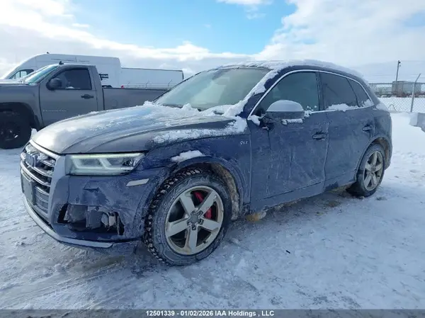 WA1C4AFY4J2167062 2018 AUDI SQ5 - Image 2