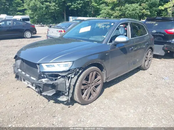 WA1C4AFY4J2210511 2018 AUDI SQ5 - Image 2