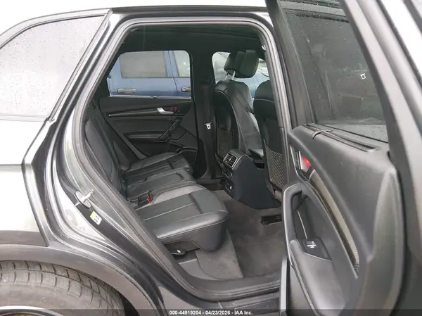WA1C4AFY4K2050177 2019 AUDI SQ5 - Image 8
