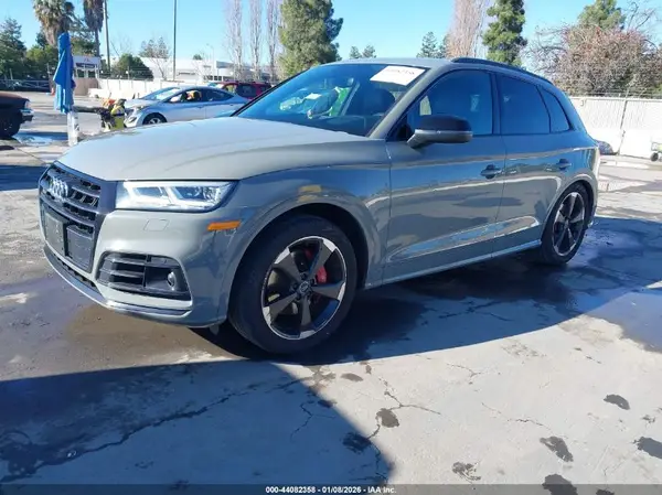 WA1C4AFY4K2074088 2019 AUDI SQ5 - Image 2