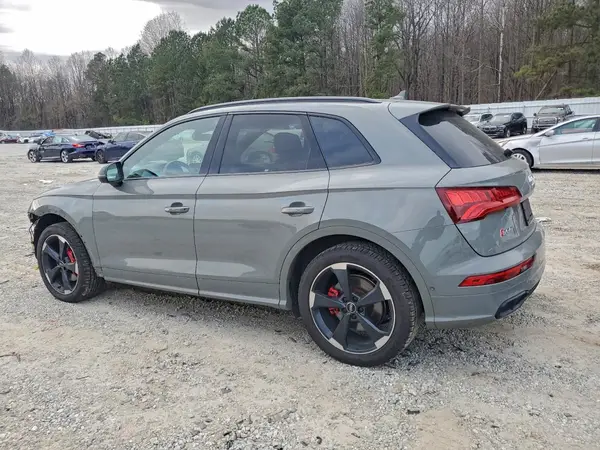 WA1C4AFY4K2120728 2019 AUDI SQ5 - Image 2