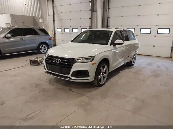 WA1C4AFY4L2032019 2020 AUDI SQ5 - Image 2