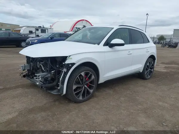 WA1C4AFY4N2041905 2022 AUDI SQ5 - Image 2