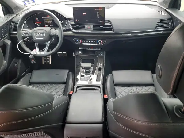 WA1C4AFY4P2079752 2023 AUDI SQ5 - Image 8