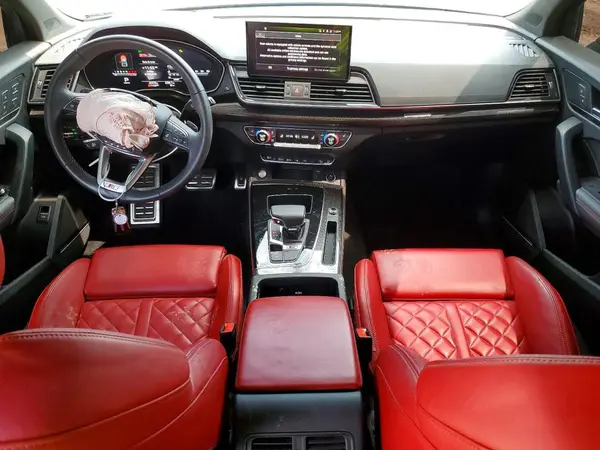 WA1C4AFY4R2117564 2024 AUDI SQ5 - Image 8