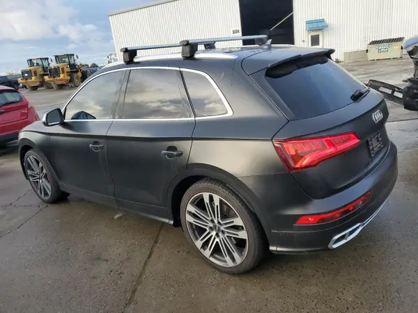 WA1C4AFY5J2095126 2018 AUDI SQ5 - Image 2
