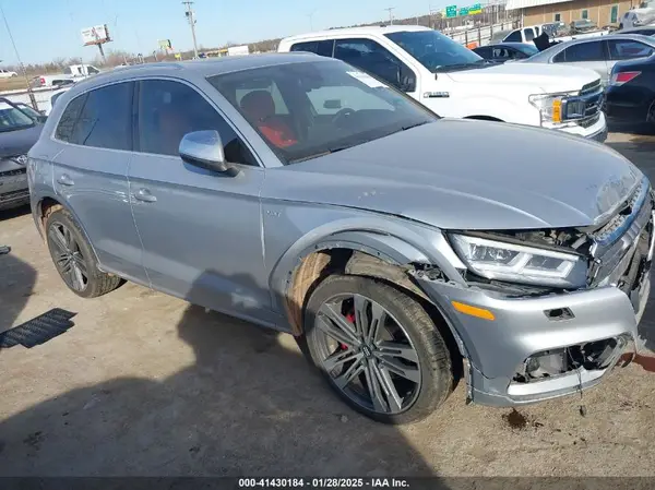 WA1C4AFY5J2134488 2018 AUDI SQ5 - Image 1
