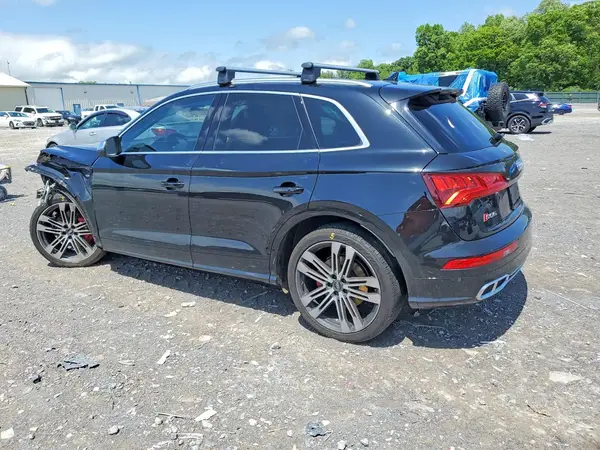 WA1C4AFY5J2141084 2018 AUDI SQ5 - Image 2