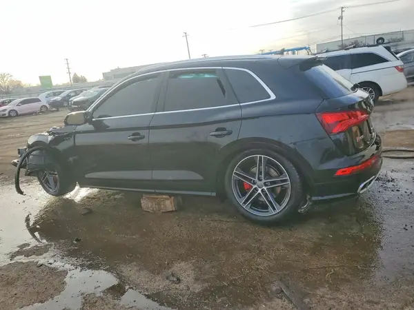 WA1C4AFY5J2158726 2018 AUDI SQ5 - Image 2