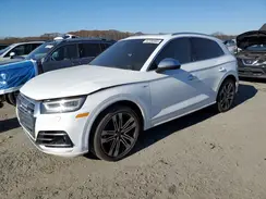 WA1C4AFY5J2207665 2018 AUDI SQ5