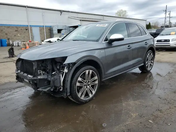 WA1C4AFY5J2215054 2018 AUDI SQ5 - Image 1