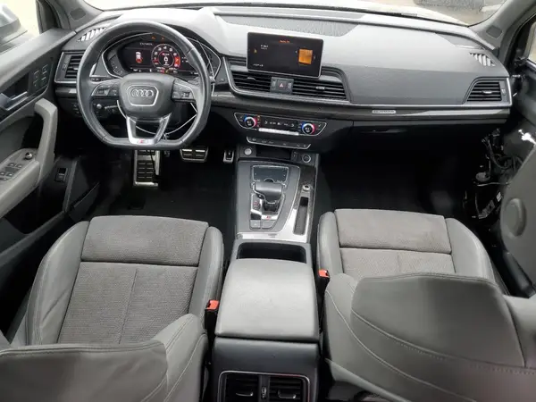 WA1C4AFY5J2215054 2018 AUDI SQ5 - Image 8