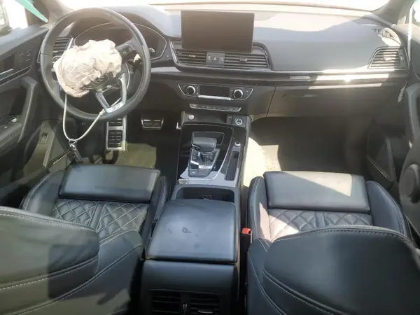 WA1C4AFY5N2035210 2022 AUDI SQ5 - Image 8