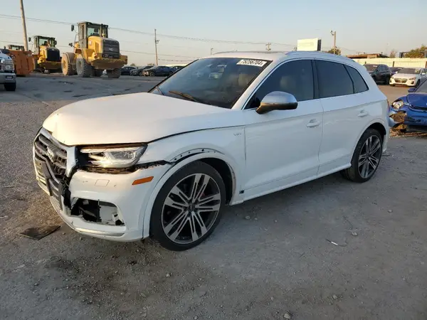 WA1C4AFY6J2024596 2018 AUDI SQ5 - Image 1