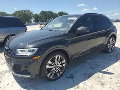 WA1C4AFY6J2038241 2018 AUDI SQ5