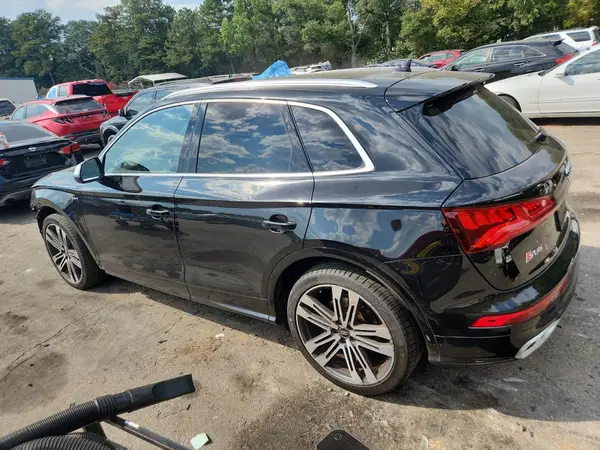 WA1C4AFY6J2039163 2018 AUDI SQ5 - Image 2