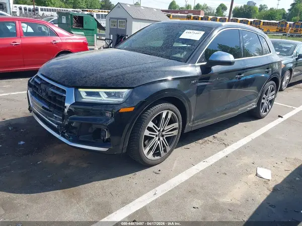 WA1C4AFY6J2083325 2018 AUDI SQ5 - Image 2