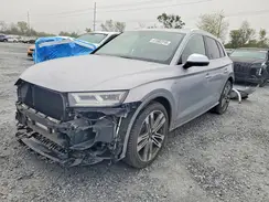 WA1C4AFY6J2094521 2018 AUDI SQ5