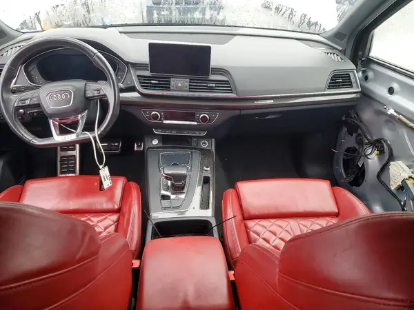 WA1C4AFY6J2094521 2018 AUDI SQ5 - Image 8