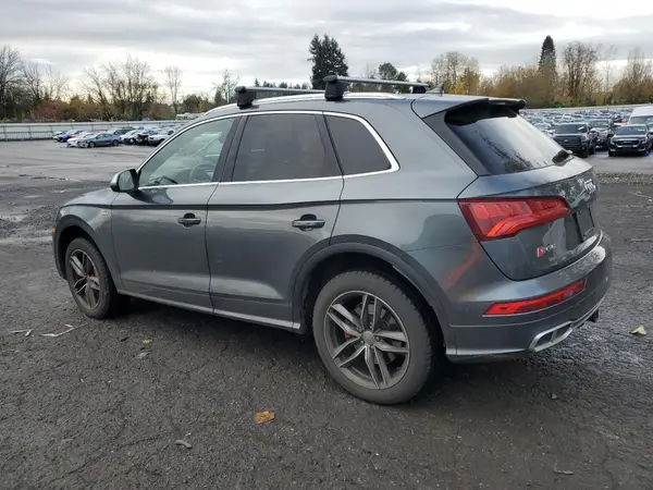 WA1C4AFY6J2101077 2018 AUDI SQ5 - Image 2