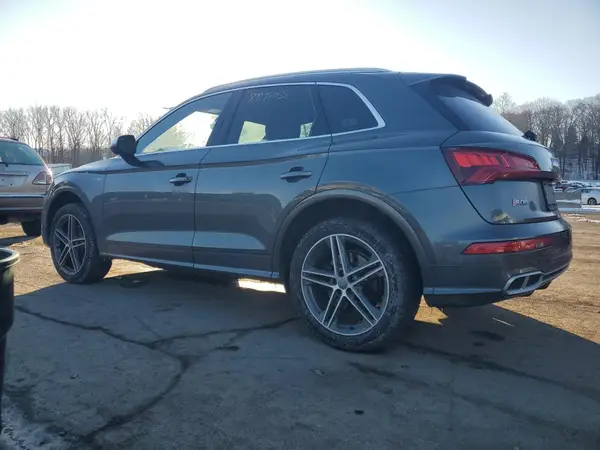 WA1C4AFY6J2130059 2018 AUDI SQ5 - Image 2