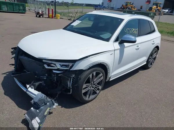 WA1C4AFY6J2183571 2018 AUDI SQ5 - Image 2