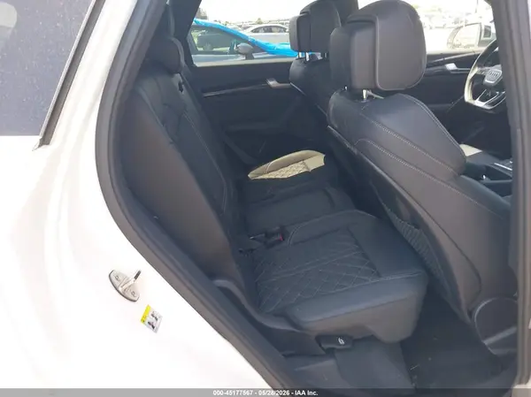 WA1C4AFY6J2183571 2018 AUDI SQ5 - Image 8