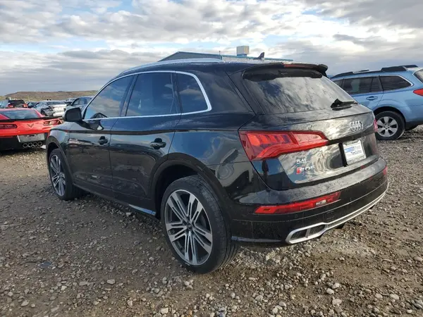WA1C4AFY6J2196272 2018 AUDI SQ5 - Image 2
