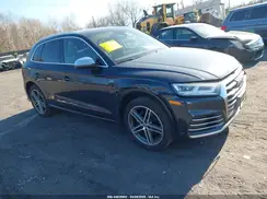 WA1C4AFY6J2197146 2018 AUDI SQ5