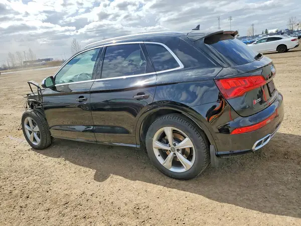 WA1C4AFY6J2211918 2018 AUDI SQ5 - Image 2