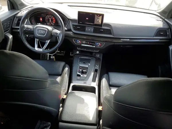 WA1C4AFY6J2211918 2018 AUDI SQ5 - Image 8
