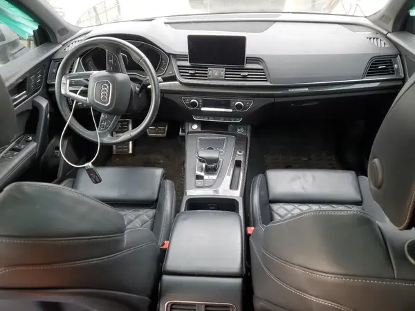 WA1C4AFY6J2227150 2018 AUDI SQ5 - Image 8