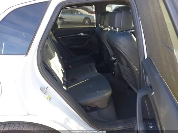 WA1C4AFY6K2002325 2019 AUDI SQ5 - Image 8