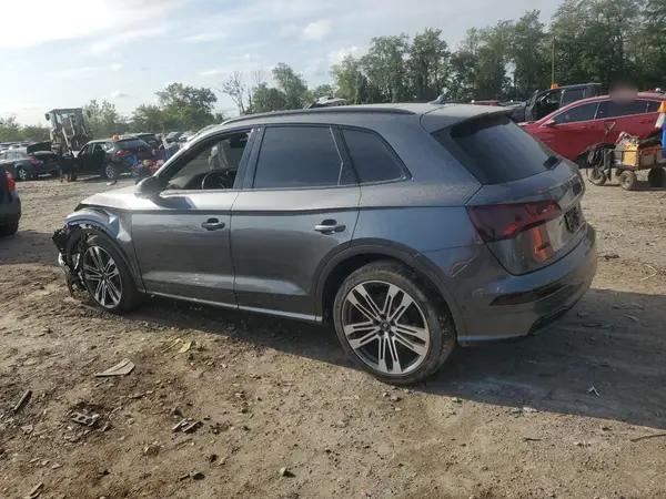 WA1C4AFY6K2065764 2019 AUDI SQ5 - Image 2