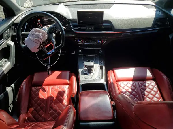 WA1C4AFY6K2100299 2019 AUDI SQ5 - Image 8