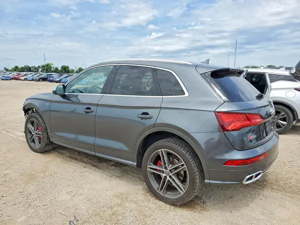WA1C4AFY7J2052147 2018 AUDI SQ5 - Image 2
