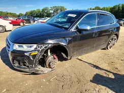 WA1C4AFY7J2121077 2018 AUDI SQ5