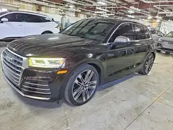 WA1C4AFY7J2123766 2018 AUDI SQ5